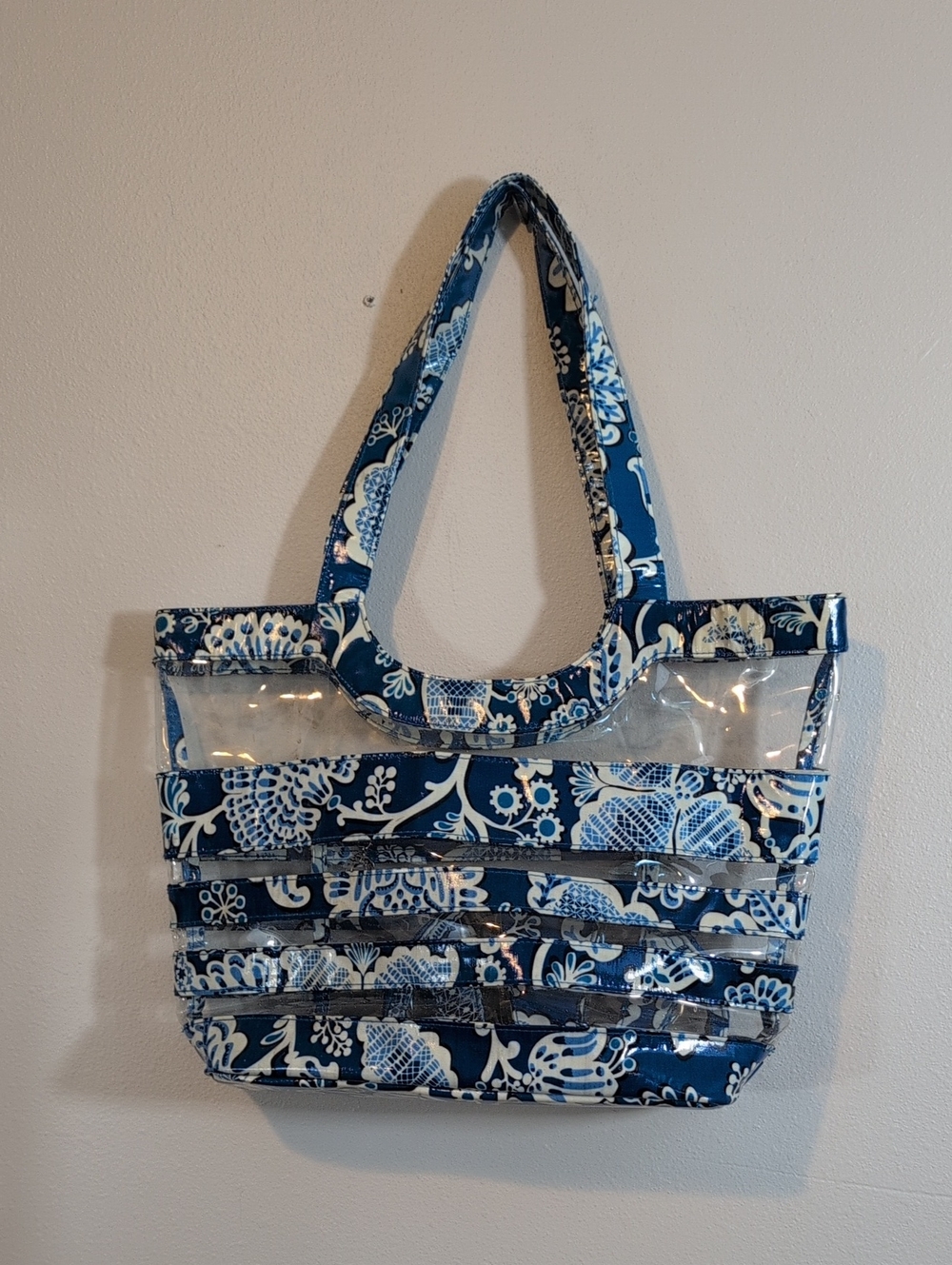 Blue Floral Clear Panel Tote Bag and Utility Bag. B.   Women's Beach & City Tote